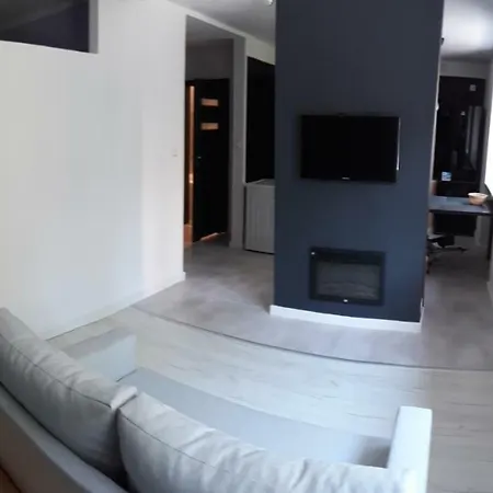 Lejlighed Misvest Karol Ix *